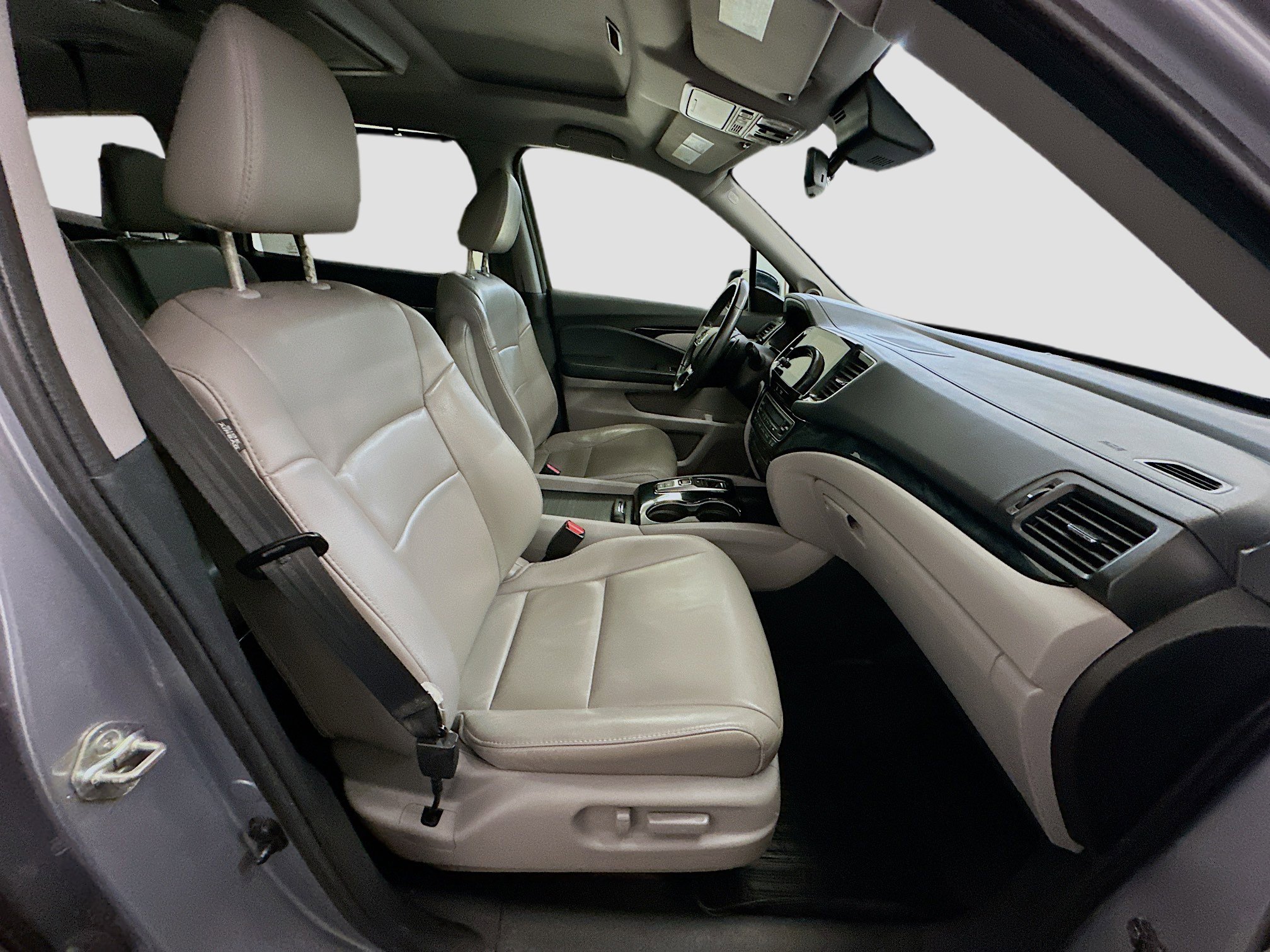 Used 2019 Honda Pilot Touring image 35