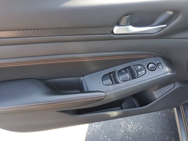 Certified 2022 Nissan Altima 2.5 SR w/ Midnight Edition Package FWD image 20
