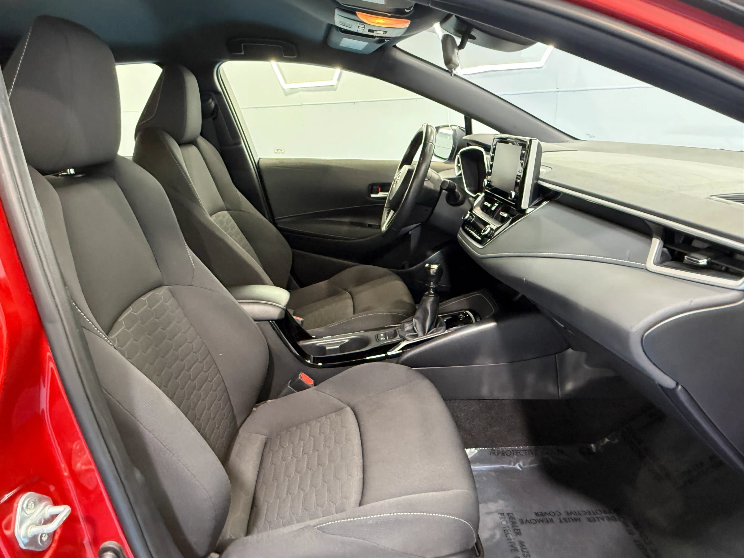 Used 2021 Toyota Corolla SE FWD image 16