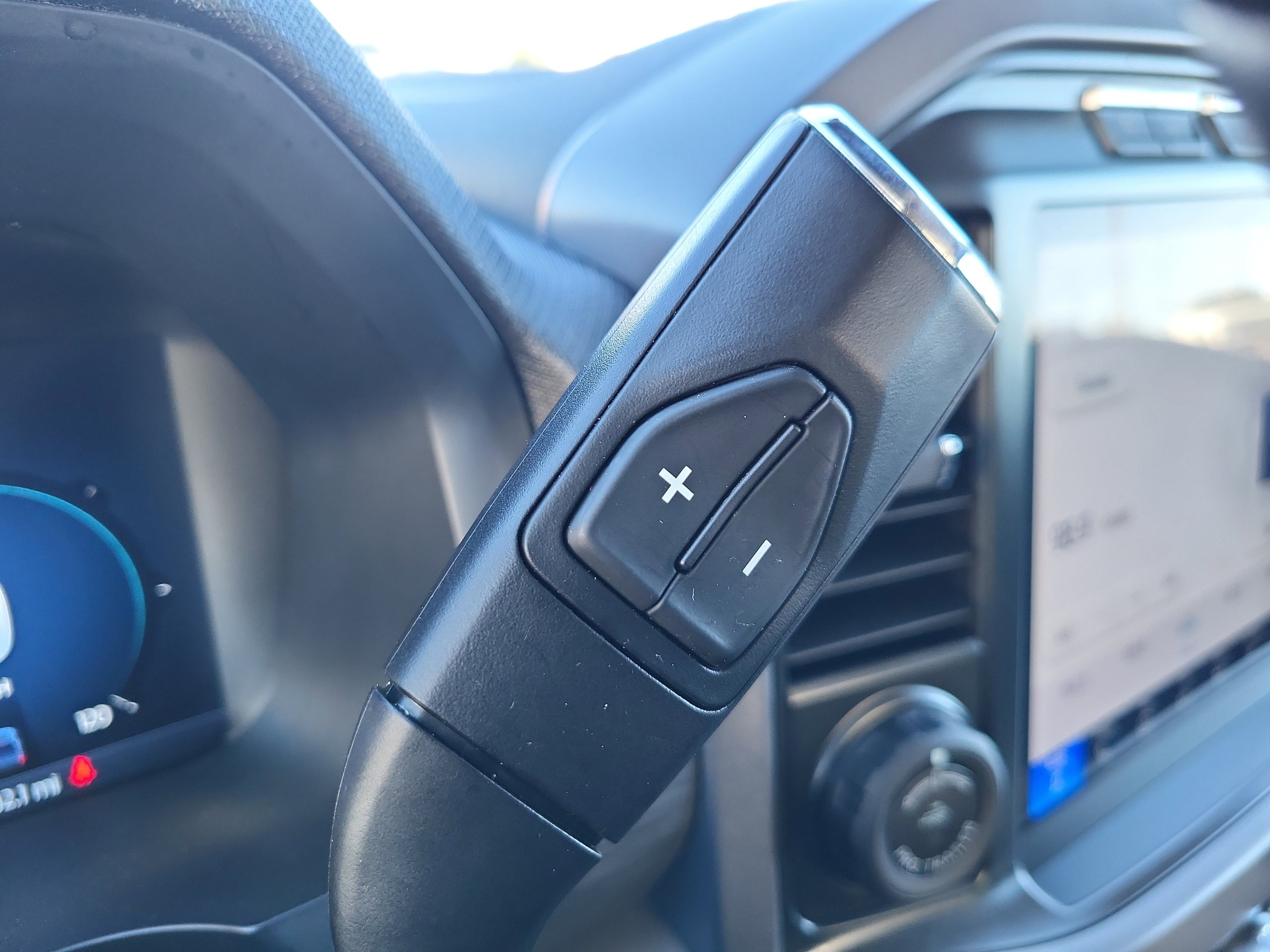 Used 2024 Ford F150 XLT w/ Mobile Office Package image 24