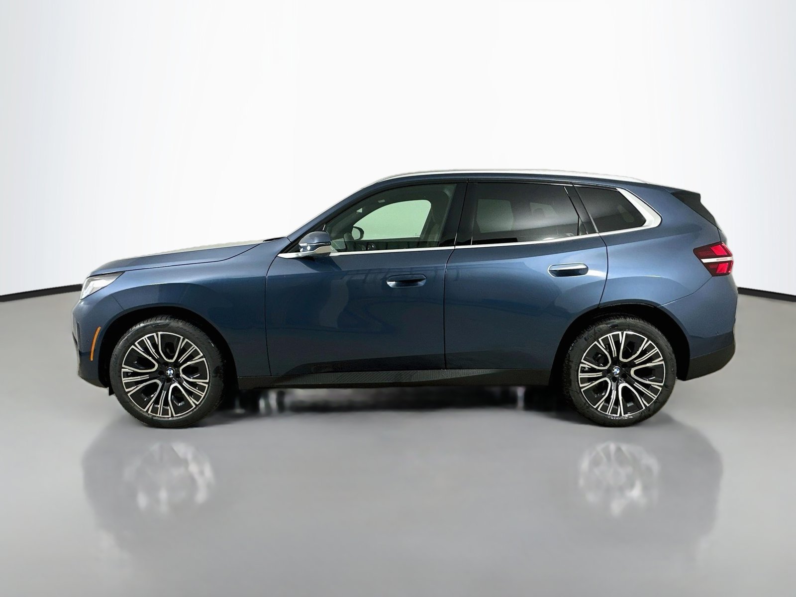New 2026 BMW X3 xDrive30i AWD/4WD image 8