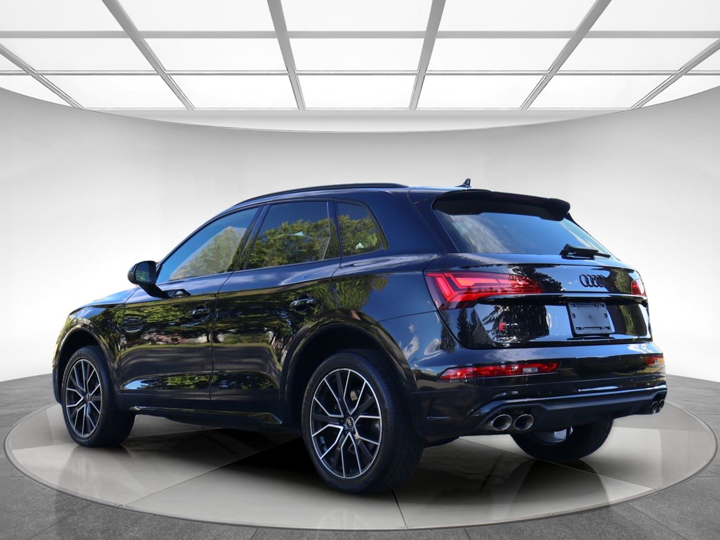 Used 2023 Audi SQ5 Premium Plus w/ Premium Plus Package AWD/4WD image 8