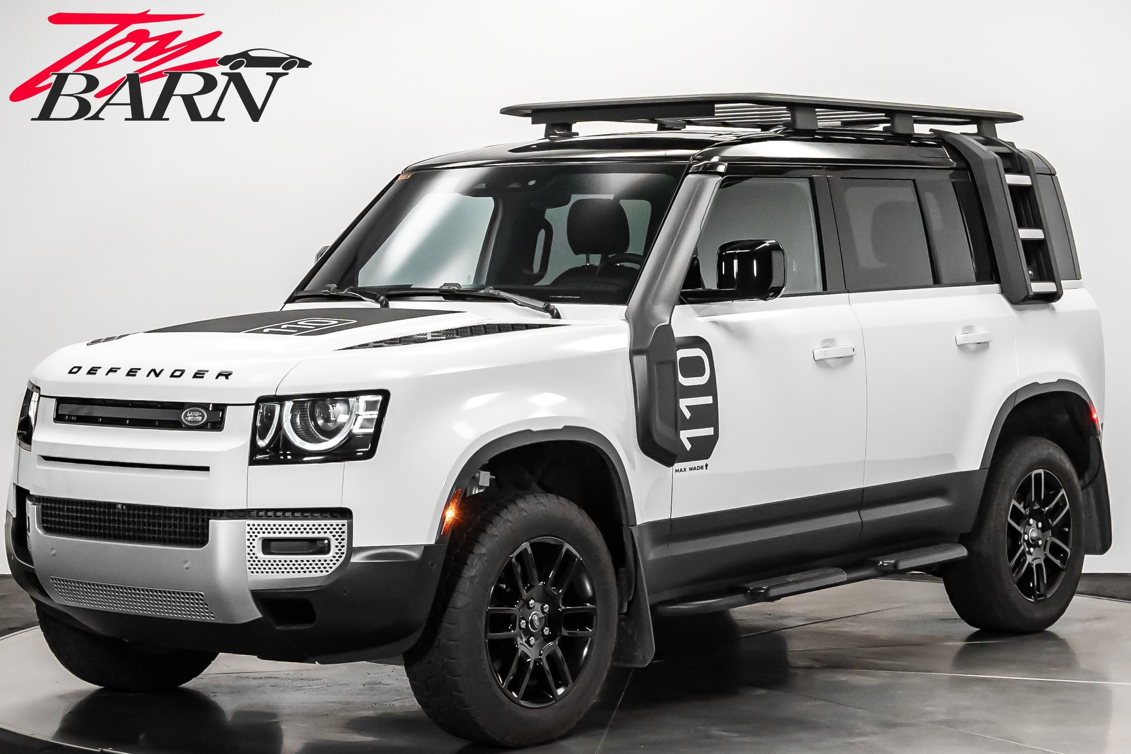 Used 2024 Land Rover Defender 110 S AWD/4WD image 1