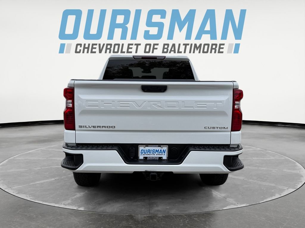 Used 2023 Chevrolet Silverado 1500 Custom image 5
