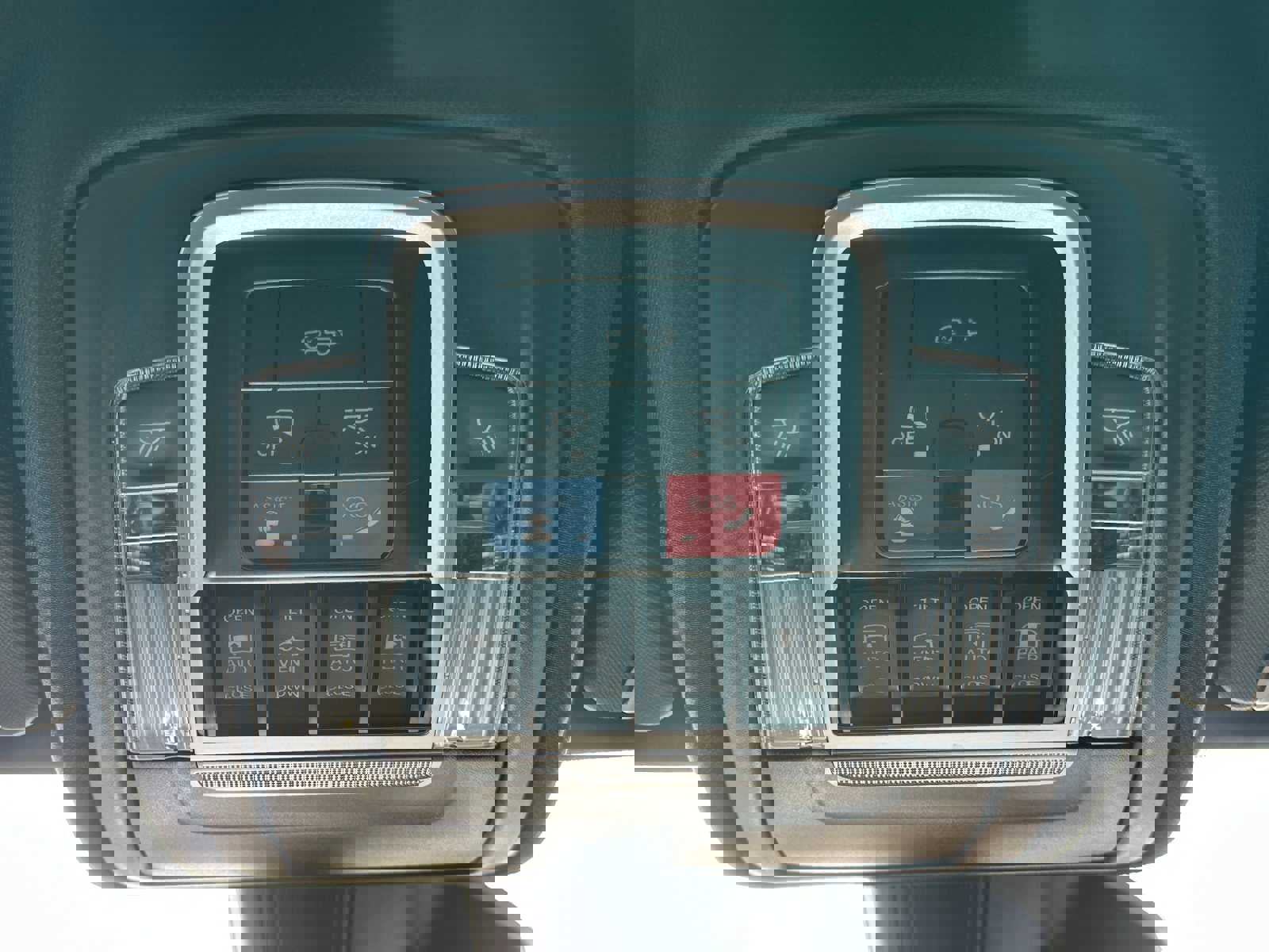 Used 2025 RAM 1500 Big Horn image 32