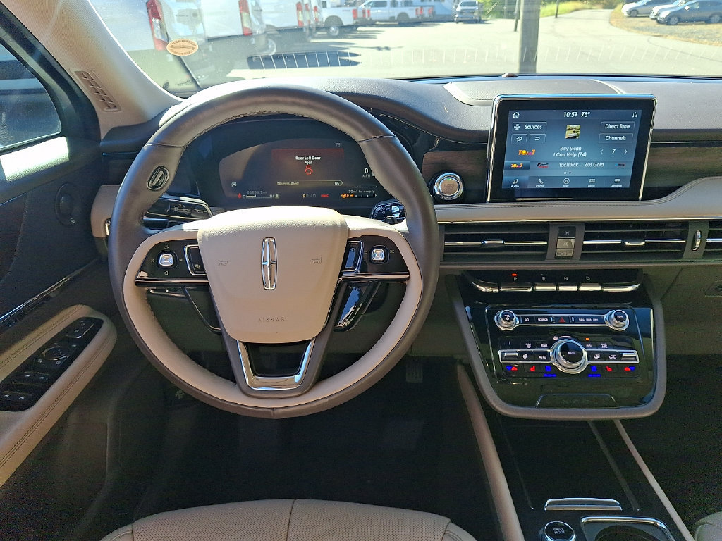 Used 2020 Lincoln Corsair Reserve w/ Equipment Group 201A AWD/4WD image 11
