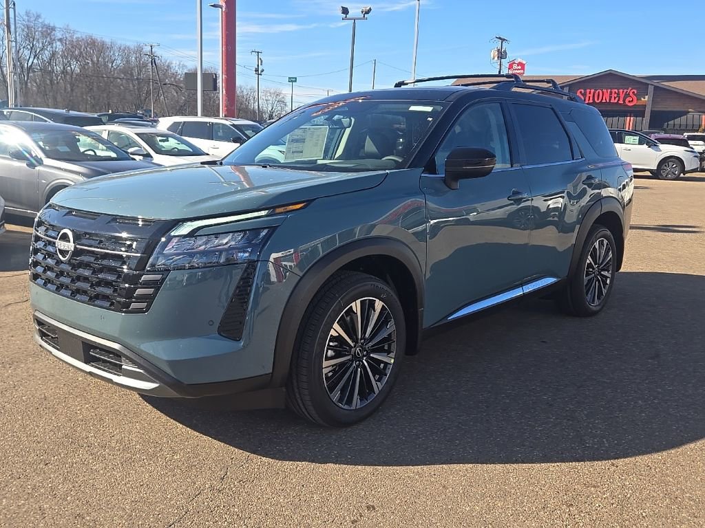 New 2026 Nissan Pathfinder Platinum image 3