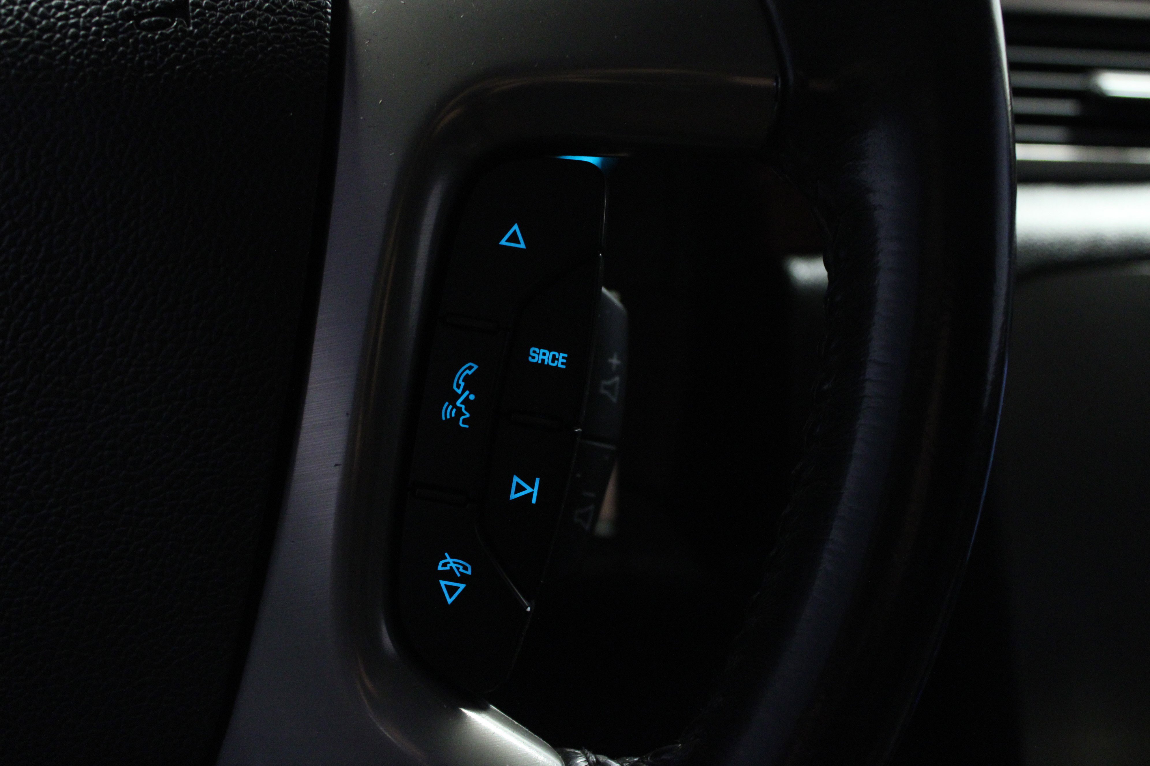 Used 2011 GMC Sierra 2500 SLT w/ Entertainment Package image 22