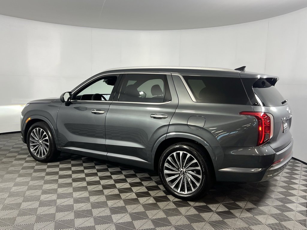 Used 2025 Hyundai Palisade Calligraphy image 8