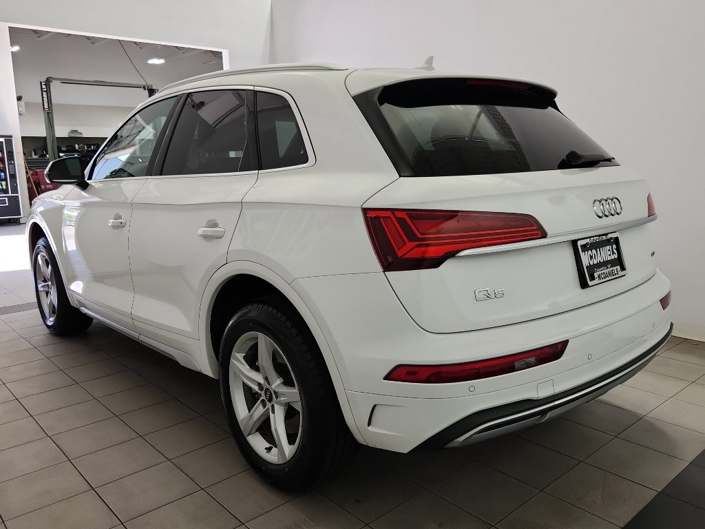 Used 2023 Audi Q5 2.0T Premium w/ Convenience Package image 5