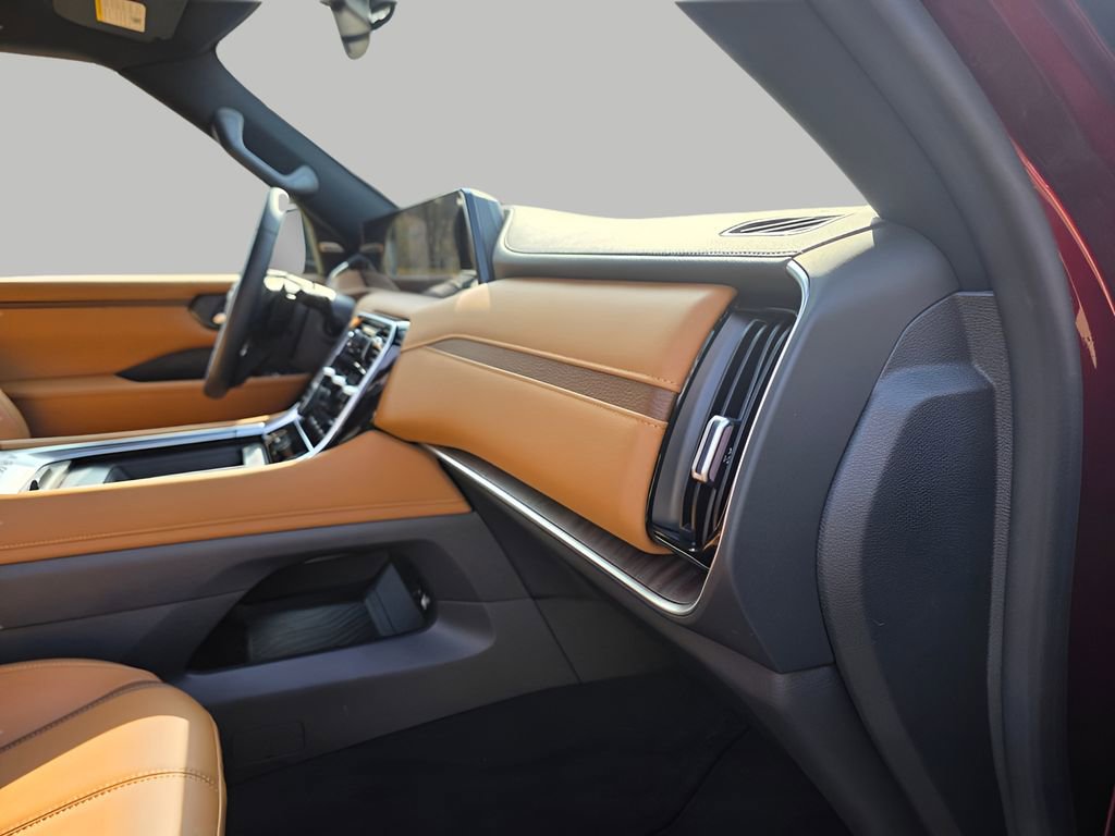 Used 2025 Nissan Armada SL w/ Captain's Chari Seat Package image 19