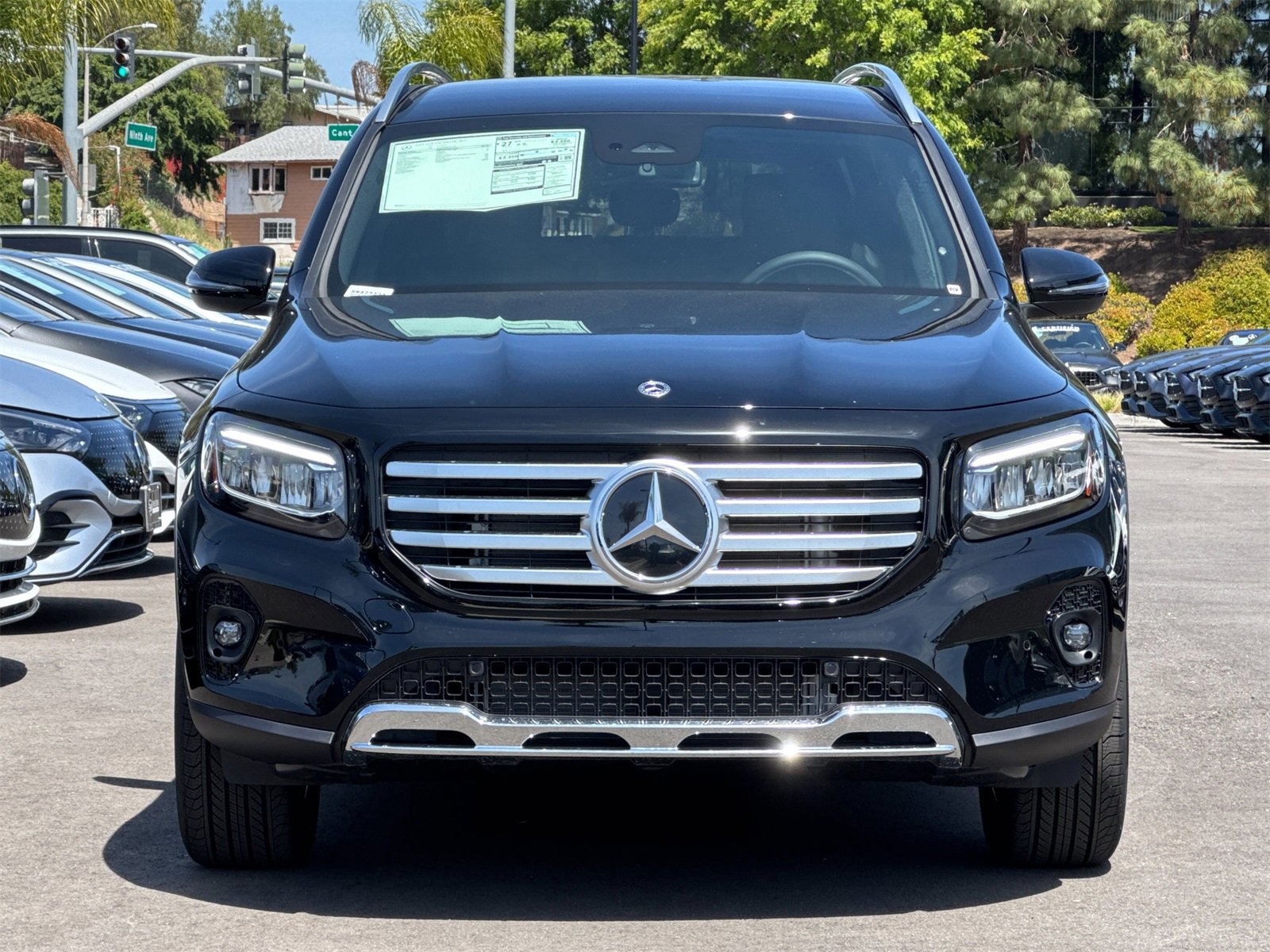 New 2025 Mercedes-Benz GLB 250 4MATIC image 8