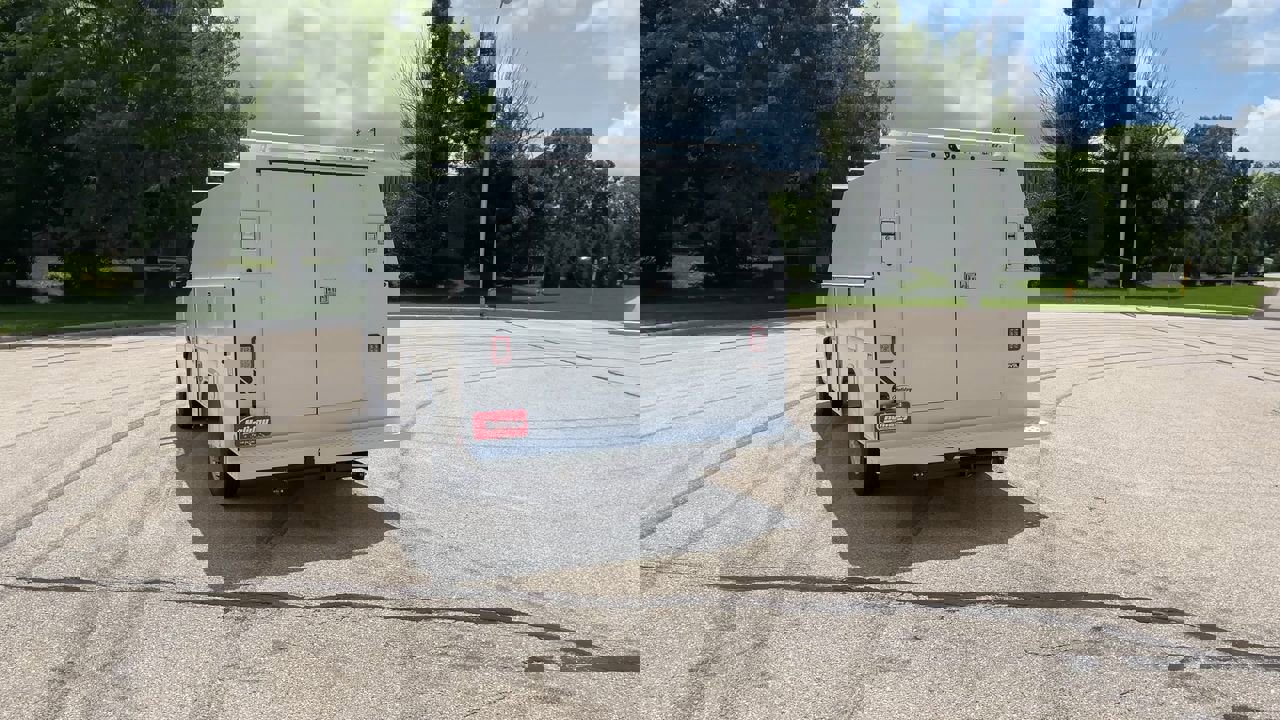 New 2025 GMC Savana 3500 w/ Power Convenience Package image 23