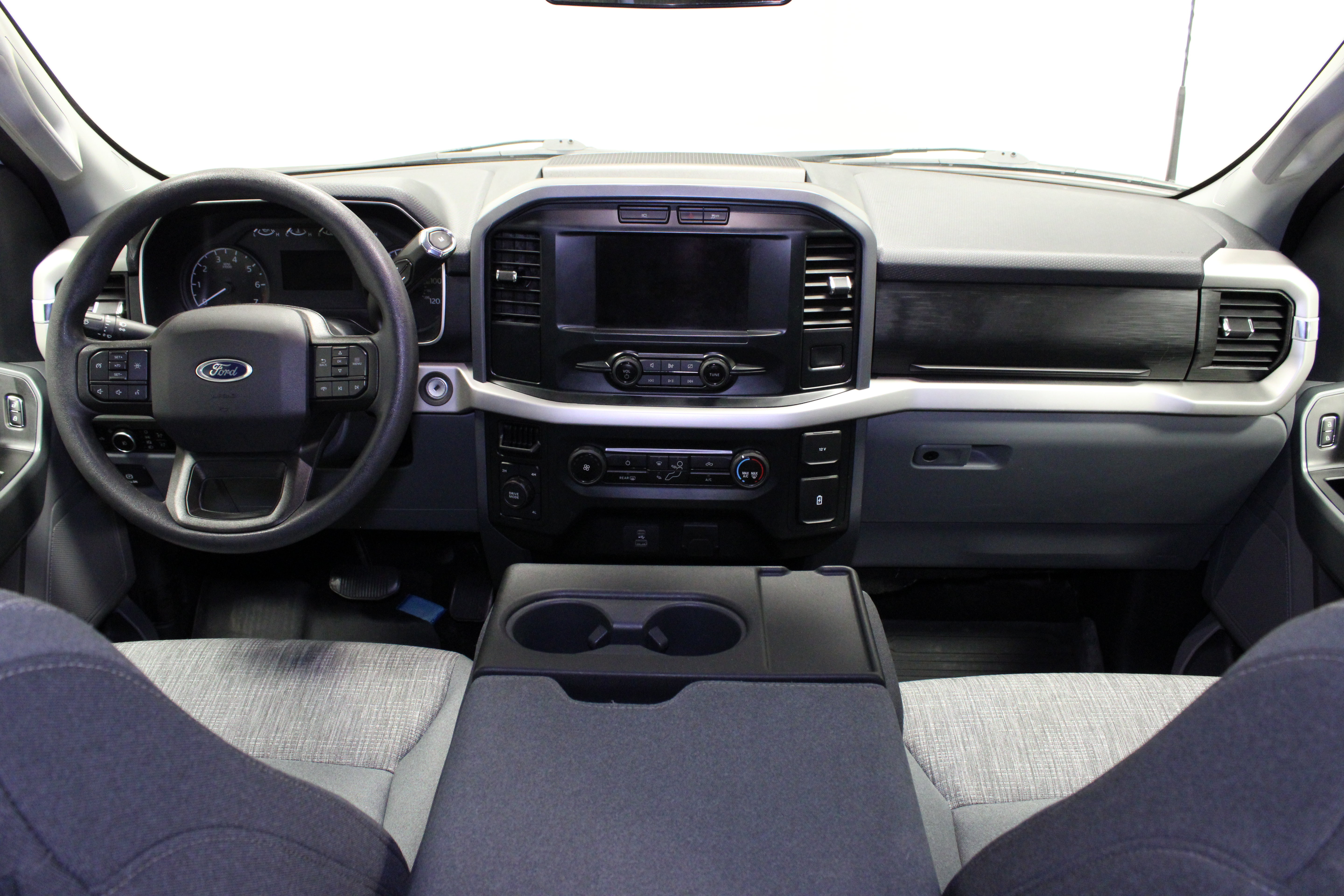 Used 2023 Ford F150 XLT AWD/4WD image 19