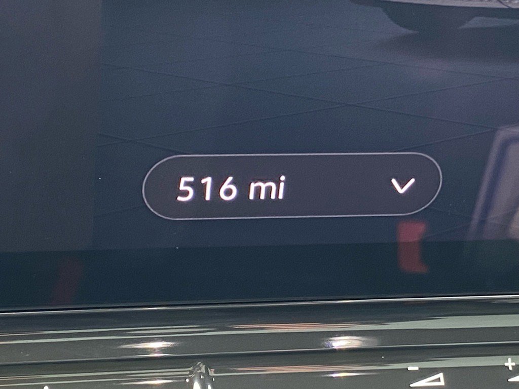 Certified 2022 Volkswagen ID.4 Pro S w/ Gradient Package image 17