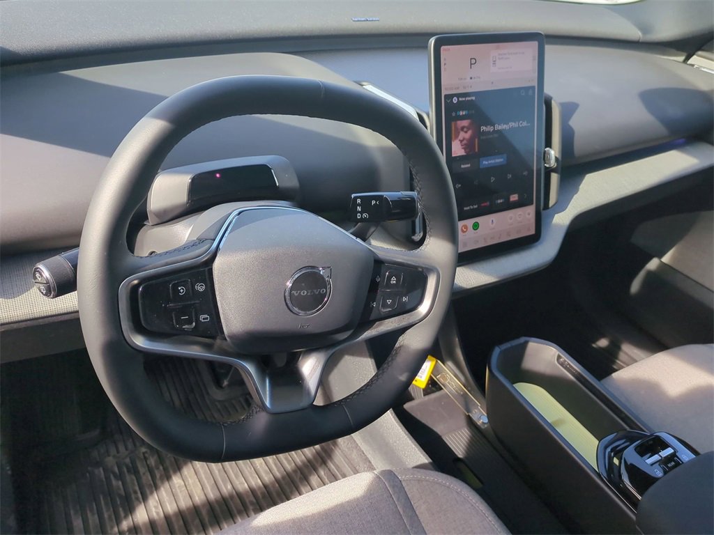 Used 2025 Volvo EX30 Ultra image 14