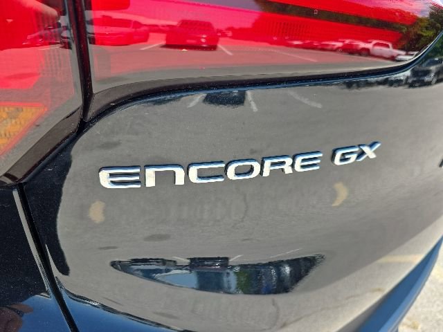 Used 2024 Buick Encore GX Preferred FWD image 11
