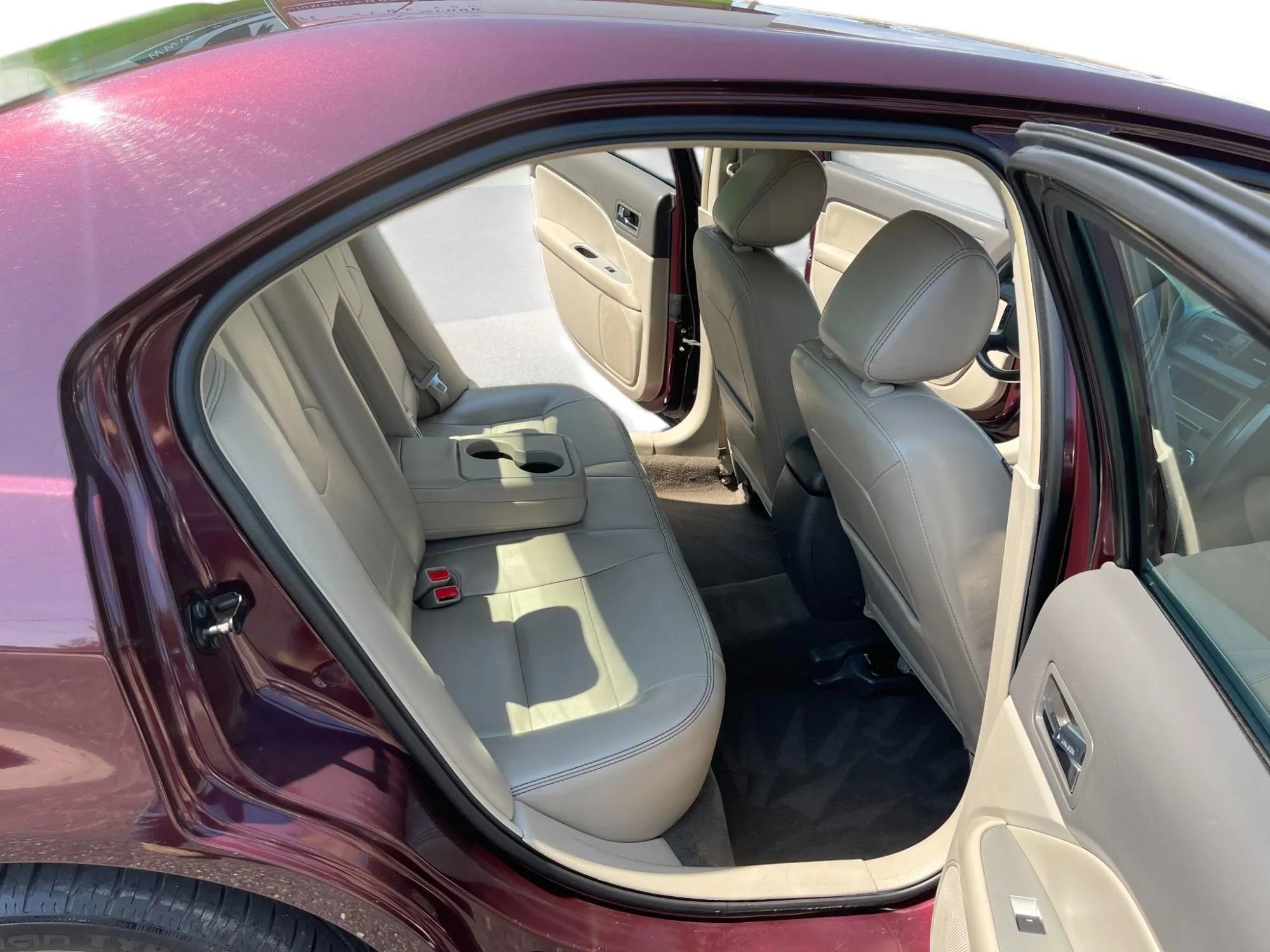 Used 2011 Ford Fusion SEL w/ 301A Rapid Spec Order Code image 15