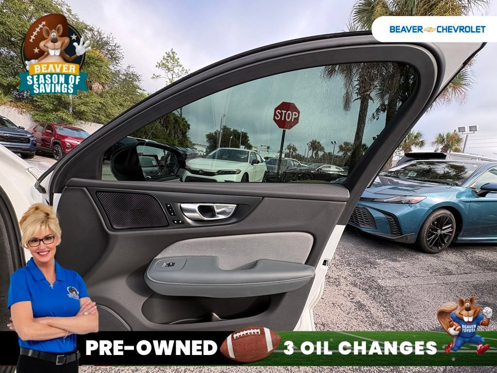Used 2022 Volvo S60 B5 R-Design w/ Advanced Package FWD image 29