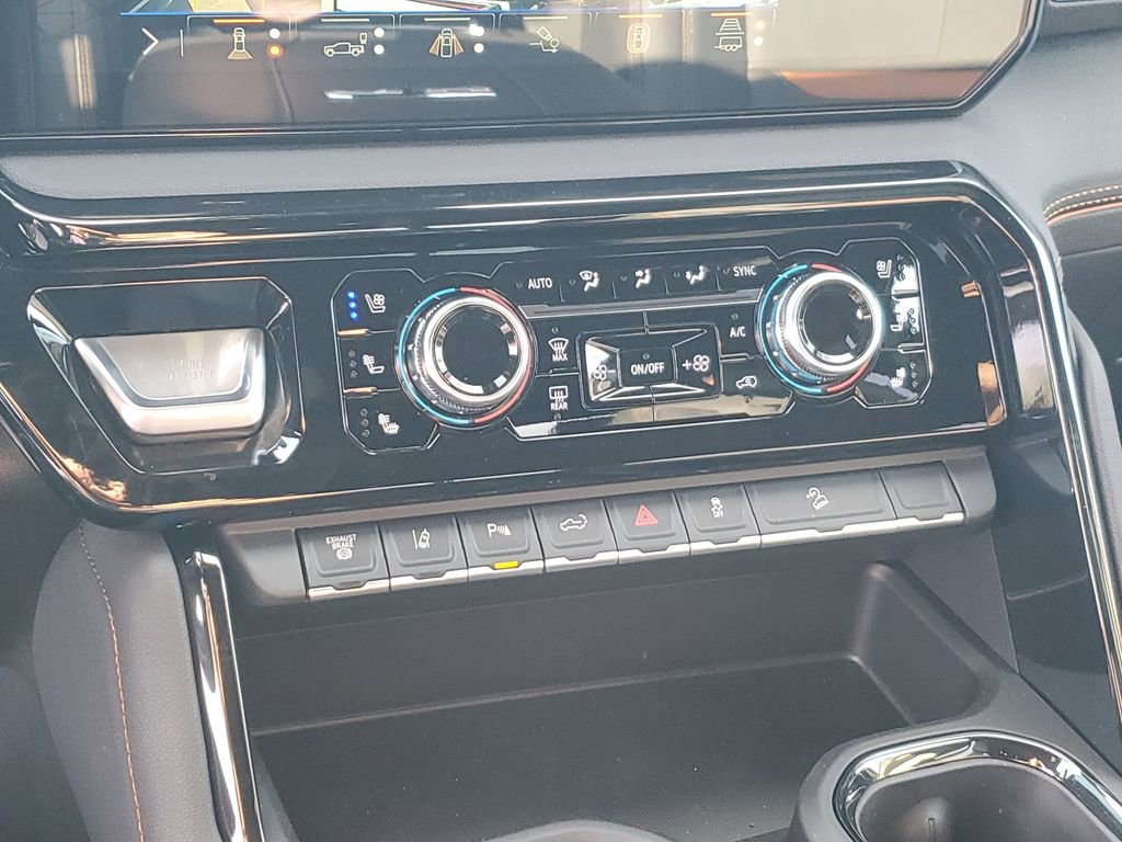 New 2026 GMC Sierra 3500 AT4 w/ AT4 Premium Plus Package image 19