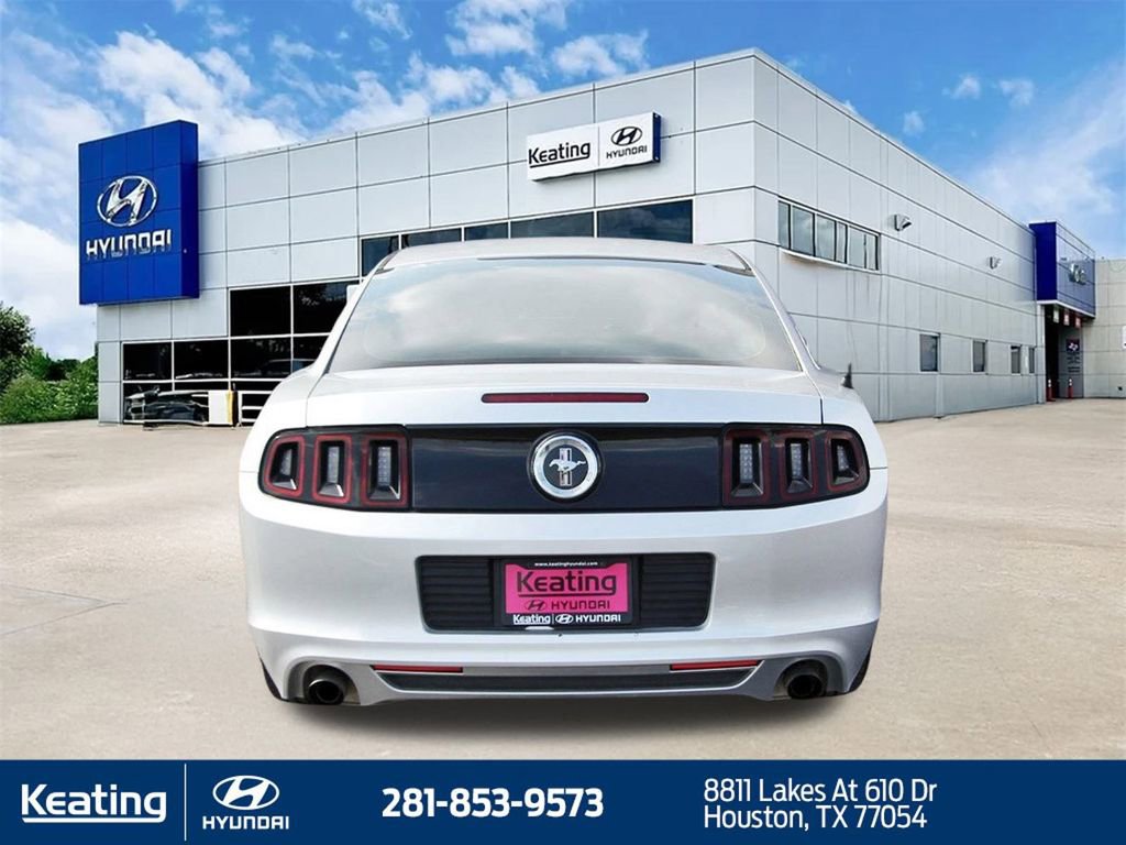 Used 2014 Ford Mustang Coupe image 6