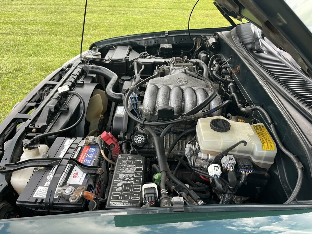 Used 2001 Toyota 4Runner SR5 AWD/4WD image 89