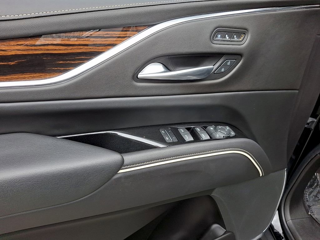 Used 2023 Cadillac Escalade Premium Luxury w/ LPO, Radiant Package AWD/4WD image 14