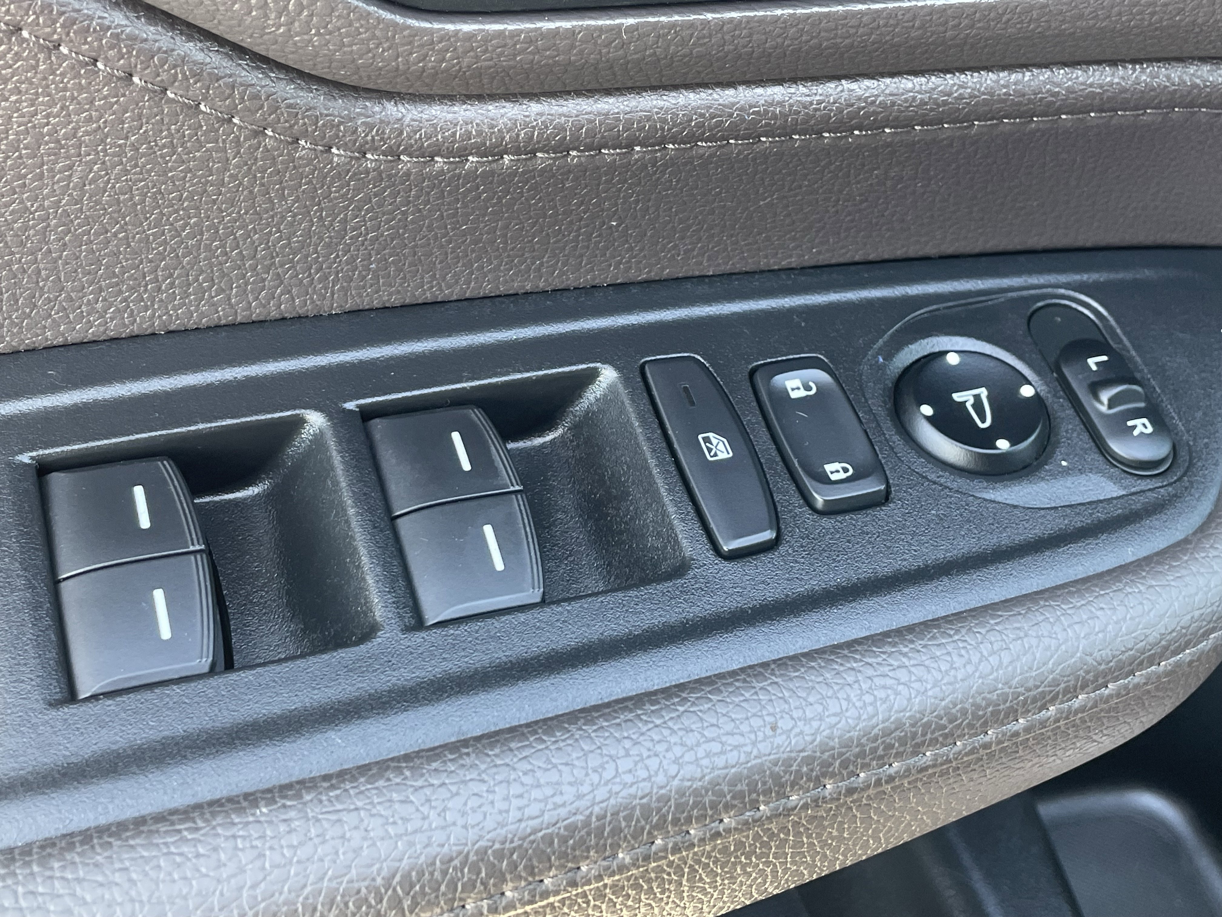 Used 2018 Honda Odyssey EX-L image 21