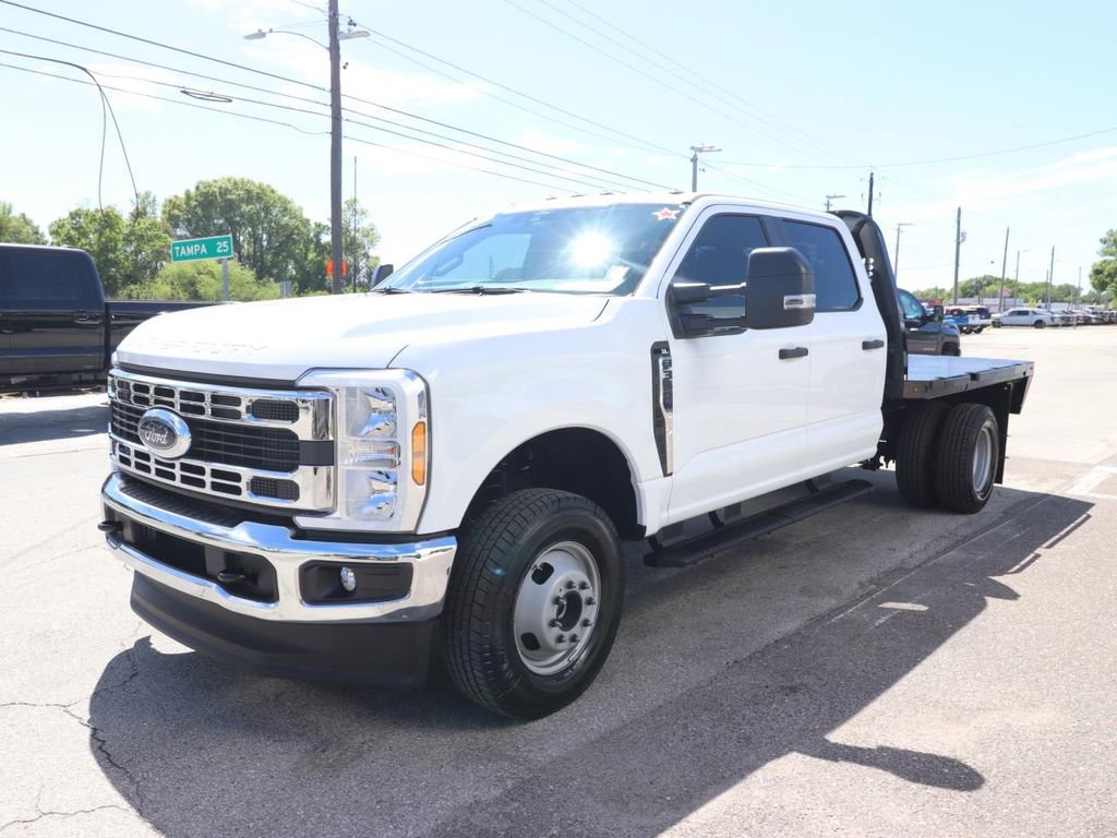 Certified 2025 Ford F350 XL w/ XL Chrome Package AWD/4WD image 6