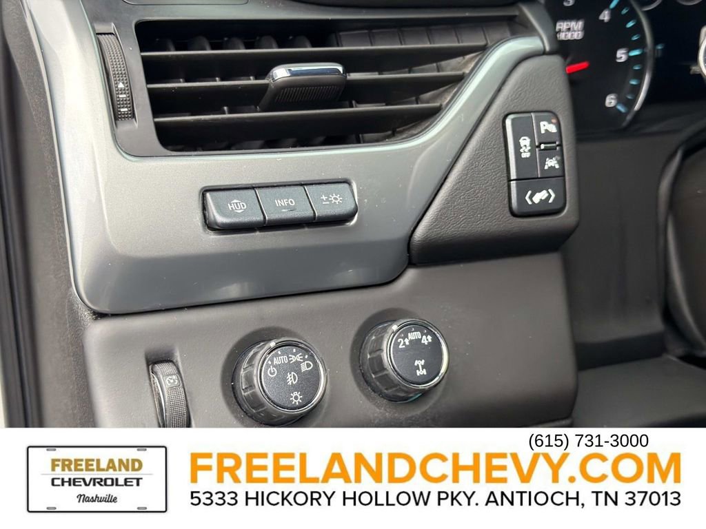 Used 2020 Chevrolet Suburban Premier image 31