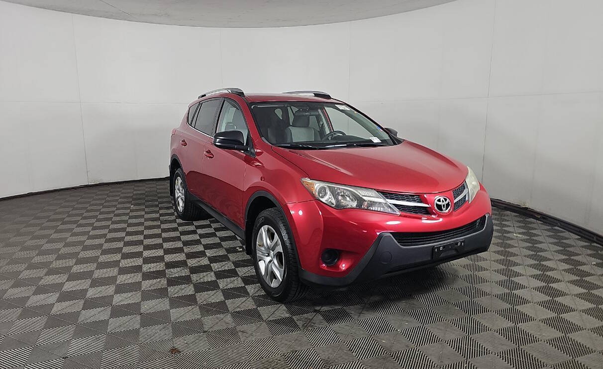 Used 2013 Toyota RAV4 LE AWD/4WD image 17