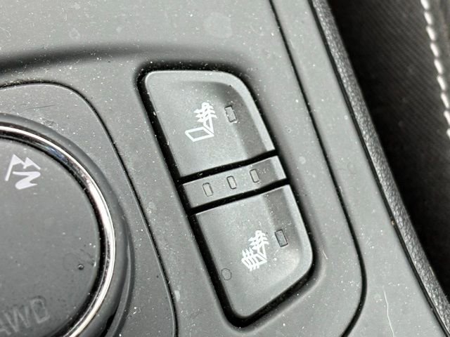 Used 2023 GMC Terrain SLE w/ Driver Convenience Package image 18