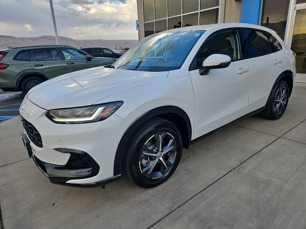 Used 2025 Honda HR-V EX-L