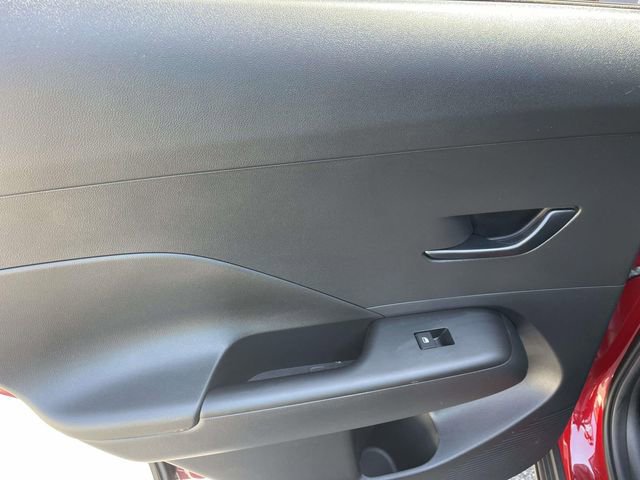 Certified 2025 Hyundai Kona SEL FWD image 11