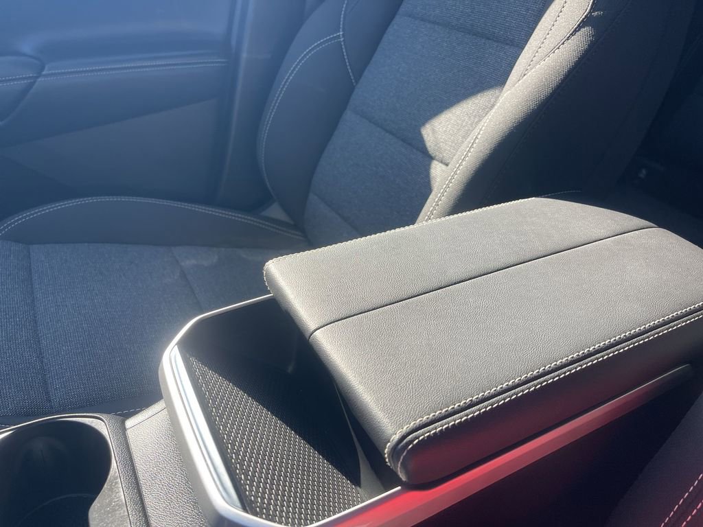 Used 2026 GMC Terrain Elevation image 25