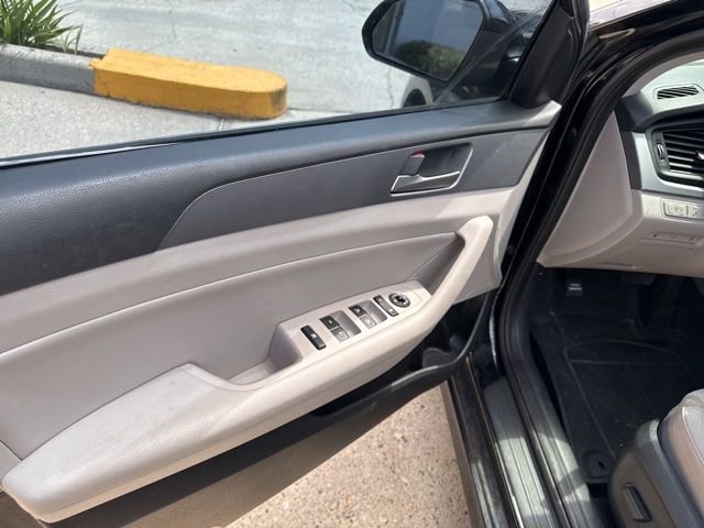 Used 2019 Hyundai Sonata SEL w/ Winter Weather Package FWD image 31