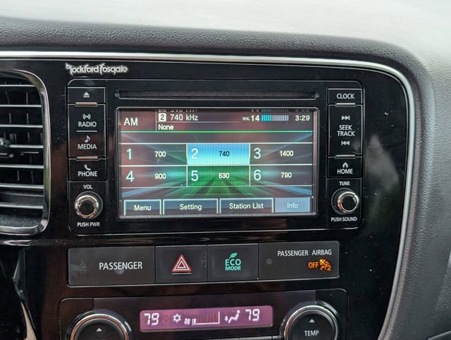 Used 2016 Mitsubishi Outlander GT image 19