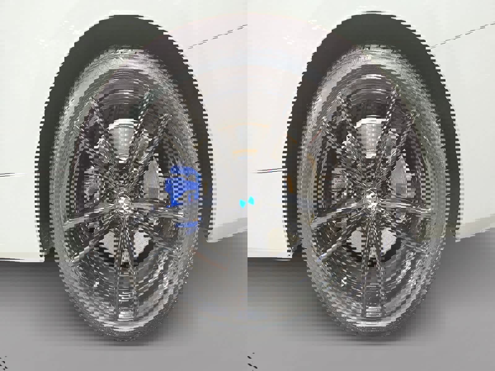 Used 2023 BMW 440i xDrive Coupe w/ Premium Package image 9