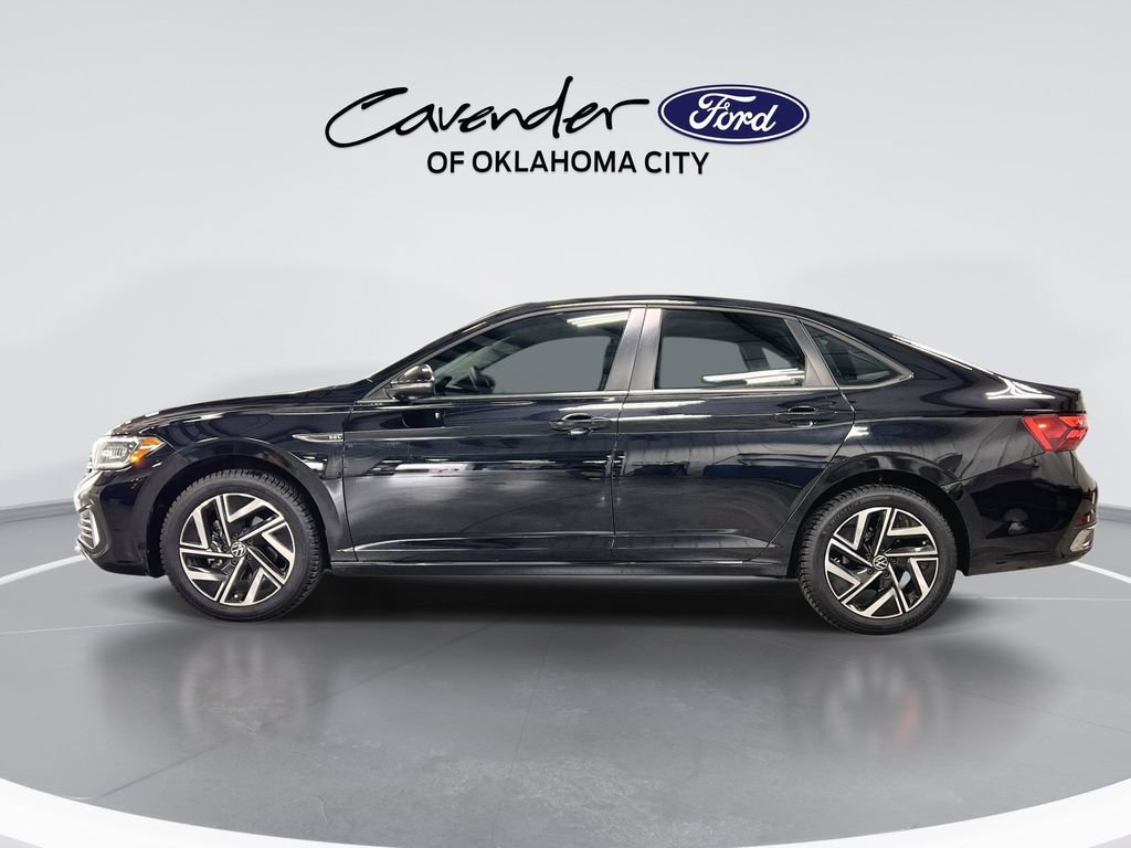 Used 2023 Volkswagen Jetta SEL FWD image 5