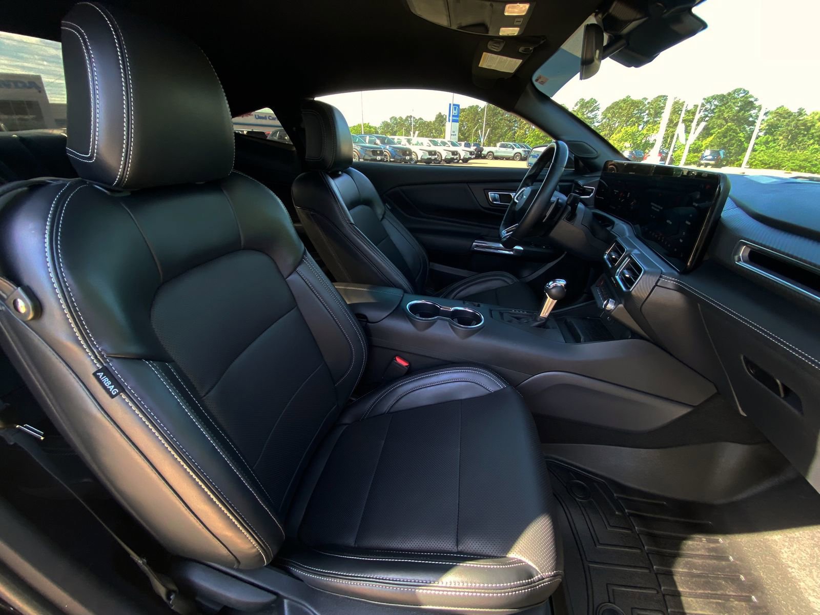 Used 2024 Ford Mustang GT Premium image 13