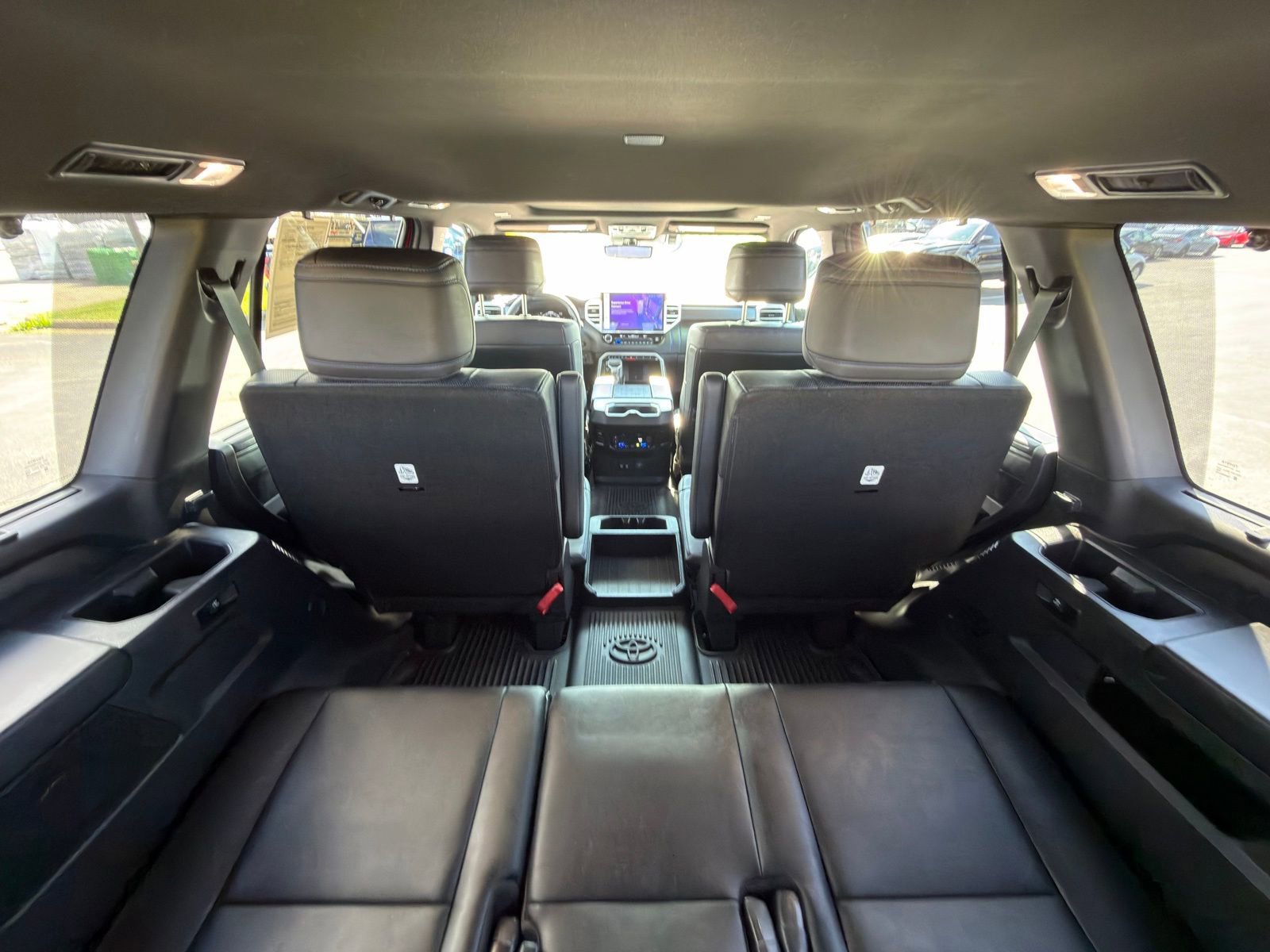Used 2025 Toyota Sequoia Platinum AWD/4WD image 39