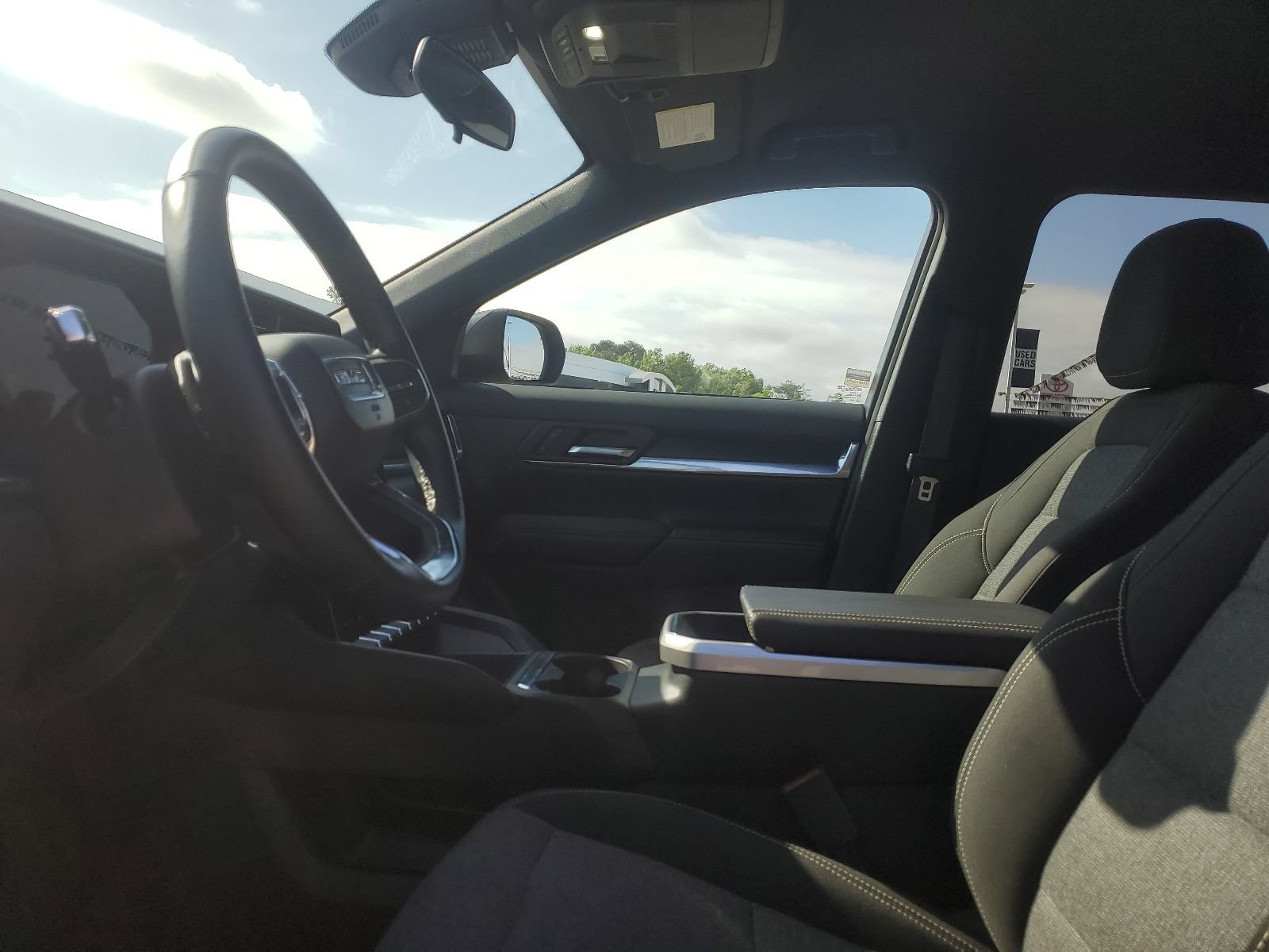 Used 2025 GMC Terrain Elevation FWD image 8