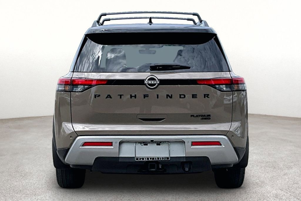 Used 2024 Nissan Pathfinder Platinum w/ Black Appearance Package AWD/4WD image 6