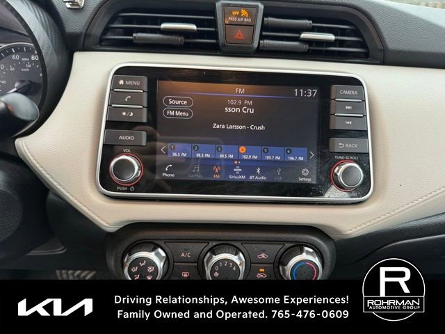 Used 2021 Nissan Versa SV image 11