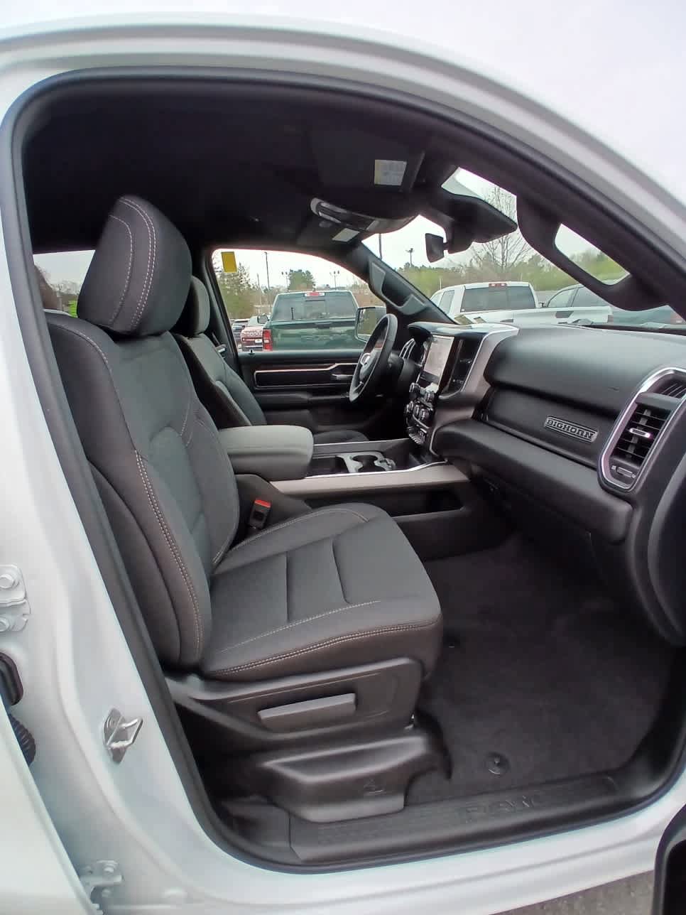 New 2026 RAM 1500 Big Horn w/ Night Edition AWD/4WD image 17