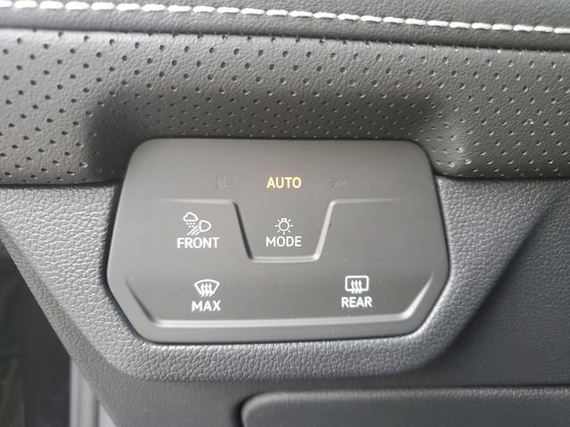 New 2026 Volkswagen Atlas SE image 30