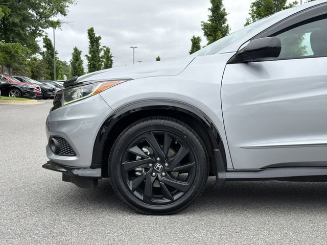 Used 2022 Honda HR-V Sport image 9