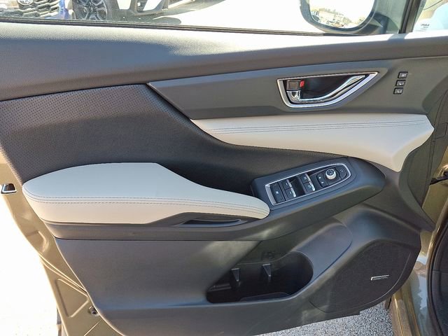 New 2026 Subaru Ascent Limited image 13