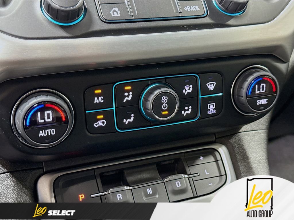 Used 2023 GMC Acadia SLT image 16