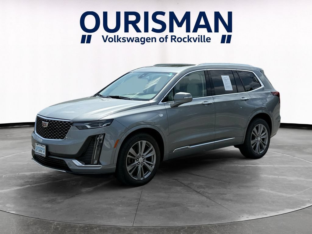 Used 2024 Cadillac XT6 Premium Luxury AWD/4WD image 2